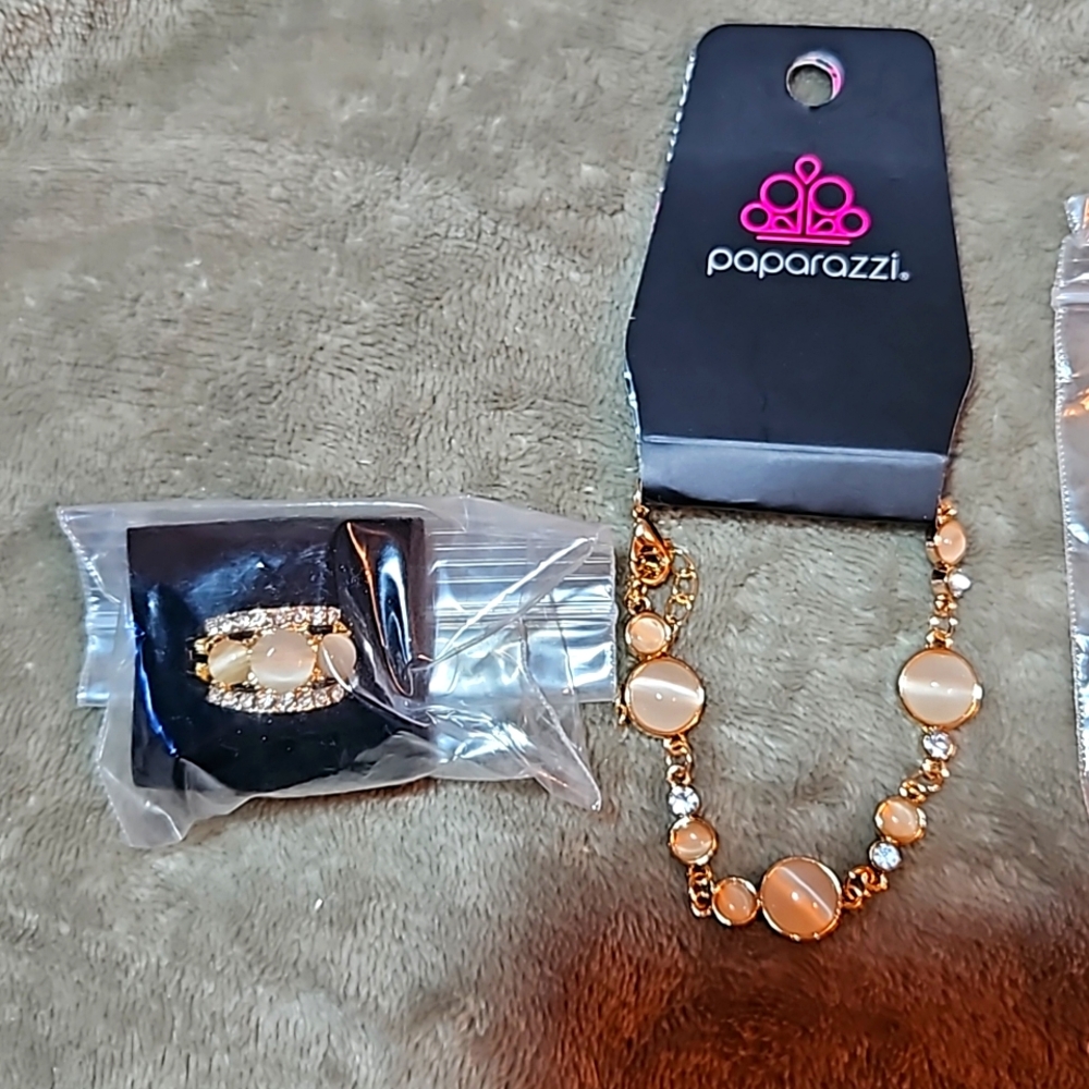 Paparazzi ring and bracelet